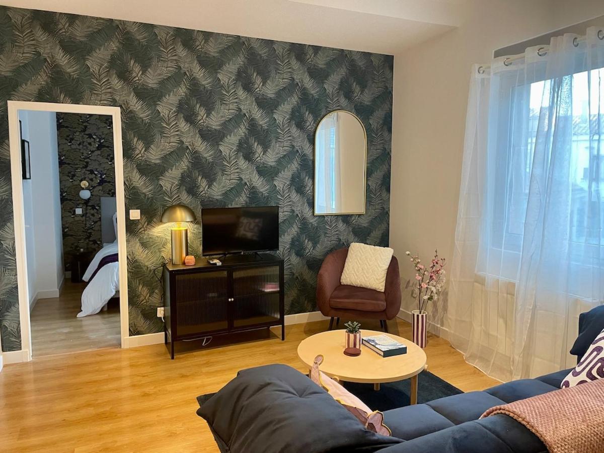 Chic And Relaxing Retreat With Bath Ritual & Candles - Pets Welcome Appartement